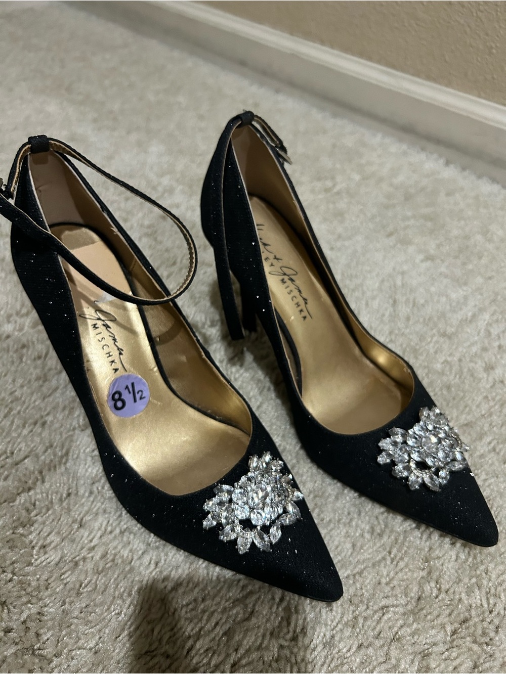 Black Embellished Pointed-Toe Pumps - Women's